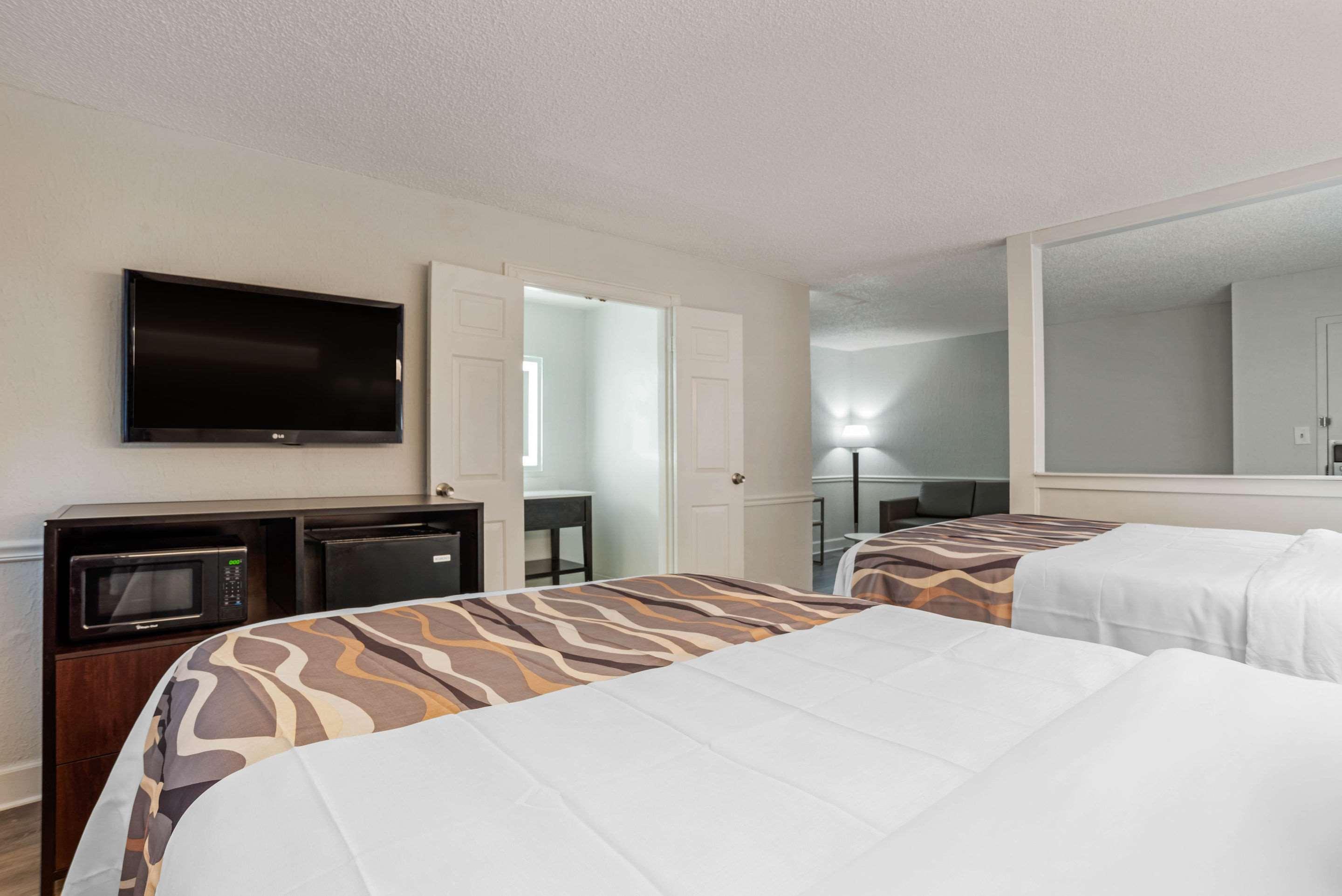 Clarion Inn Montgomery East Monticello Dr Esterno foto